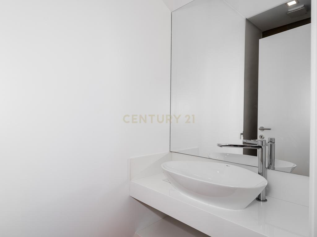 Apartamento T3 a estrear - Centro de Lisboa - Image 11